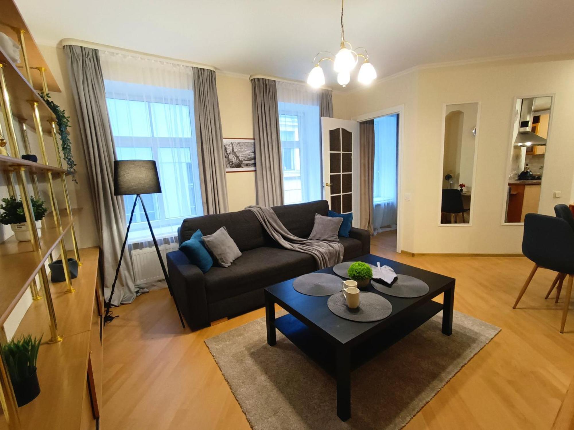 Two Bedroom Apartment In Old Town, Up To 6 Guests รีกา ภายนอก รูปภาพ